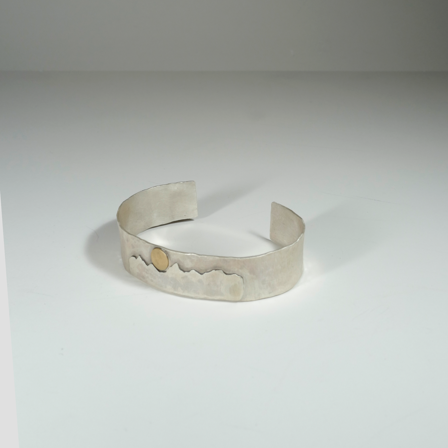 Teton Silhouette Cuff