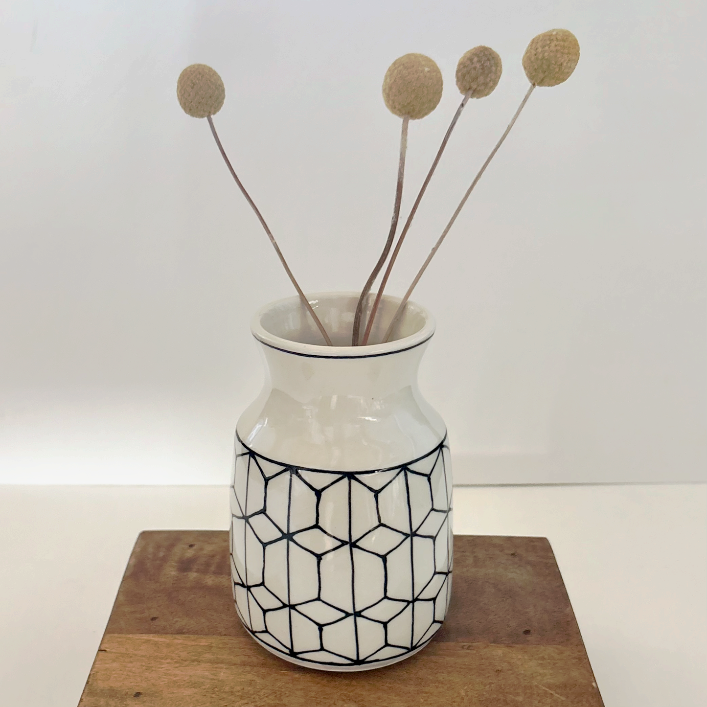 Medium Pattern Vase