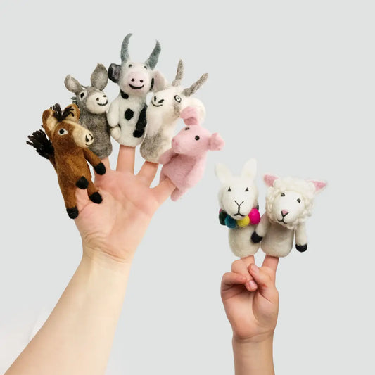 The Winding Road’s wool-felted farm-themed finger puppets