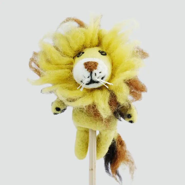 The Winding Road’s wool-felted lion finger puppet
